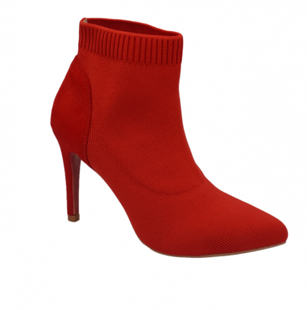 Sepatu Boot dengan Bahan Tenun yang Halus